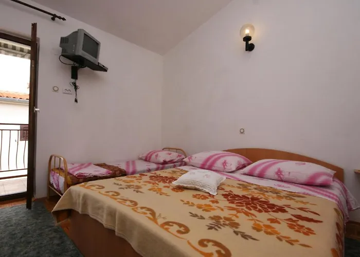 Appartement By The Sea Starigrad, Paklenica - 6579 Starigrad Paklenica
