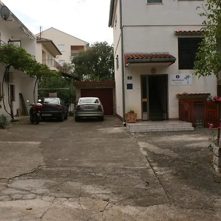 Apartments By The Sea Starigrad, Paklenica - 6579 Апартаменты