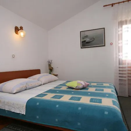 Apartments By The Sea Starigrad, Paklenica - 6579 Apartment