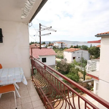 Apartment Apartments By The Sea Starigrad, Paklenica - 6579 Starigrad Paklenica