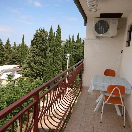 Apartments By The Sea Starigrad, Paklenica - 6579 Apartment