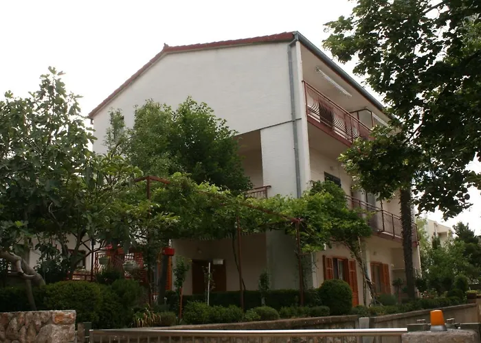 Apartments By The Sea Starigrad, Paklenica - 6579