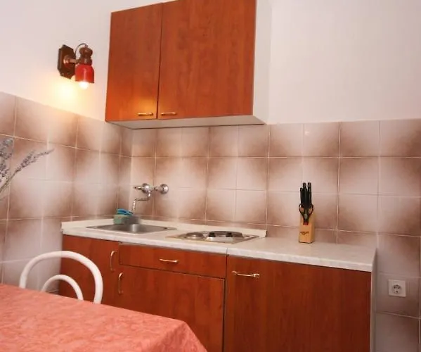 Апартаменты Apartments By The Sea Starigrad, Paklenica - 6579